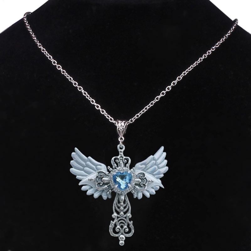 Street Fashion Reference - Kruisvormige ketting Punk sleutelbeenketting Straatschieten Nachtclub