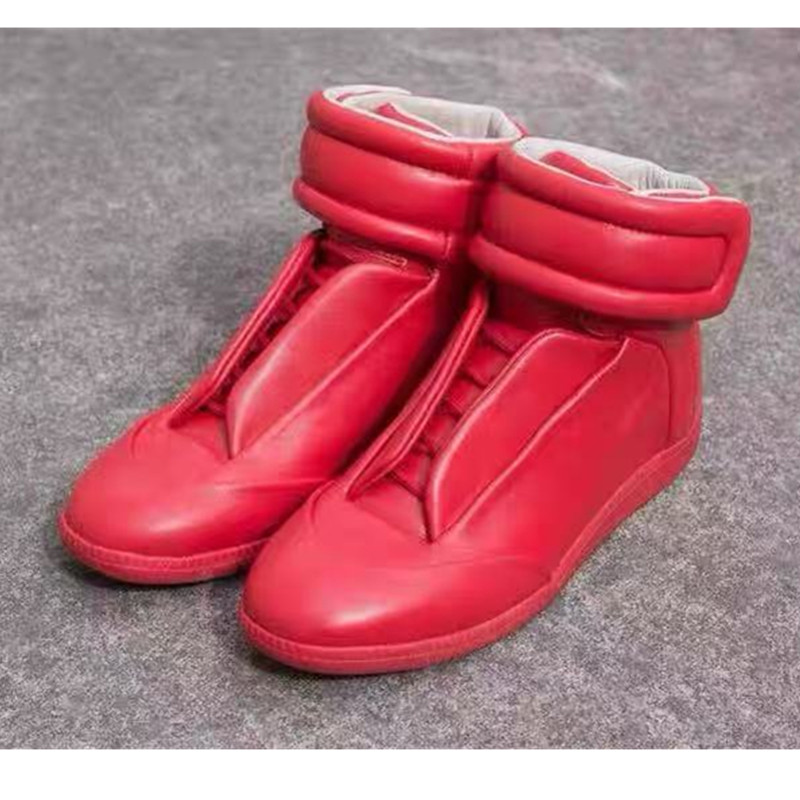 Street Fashion Female - Dames futuristische slip-on hoge enkellaarzen, gewatteerde